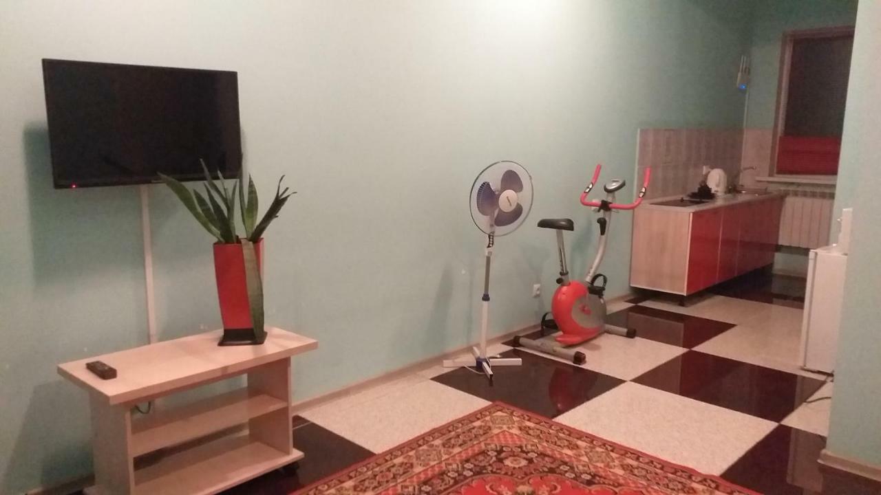 Apart Comfort Алма Ата Екстериор снимка